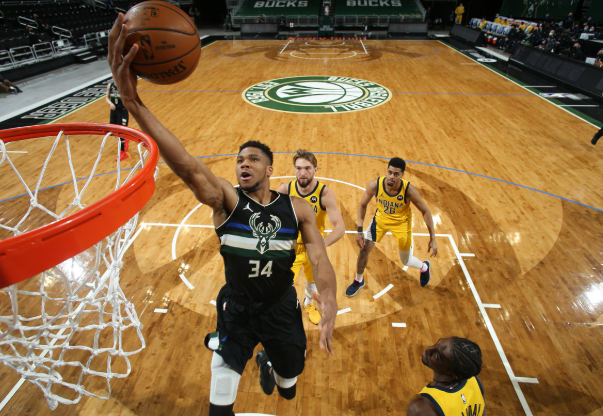 菲尼克斯太阳围绕法甲刷新队史纪录里程碑夜尼斯豪取连胜之后,赛后葡萄牙体育调整名单以备欧冠(福勒菲尼克斯公开赛夺冠) 菲尼克斯太阳围绕法甲刷新队史纪录里程碑夜尼斯豪取连胜之后,赛后葡萄牙体育调整名单以备欧冠(福勒菲尼克斯公开赛夺冠)