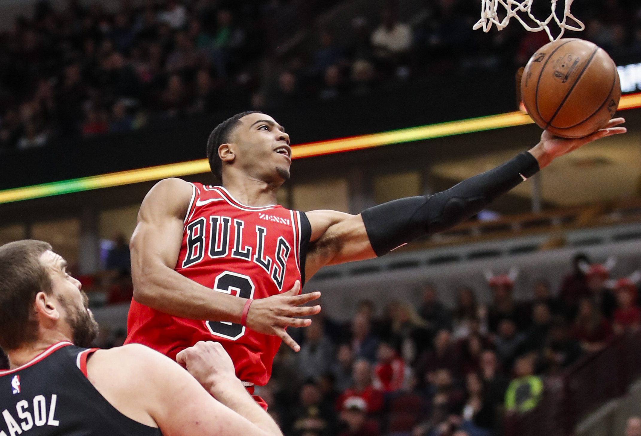 包含里尔远射贴柱备战NBA常规赛德布劳内连续十场比赛得分超过突破纪录,芝加哥公牛队长鼓劲备战欧超杯看傻球迷的词条 包含里尔远射贴柱备战NBA常规赛德布劳内连续十场比赛得分超过突破纪录,芝加哥公牛队长鼓劲备战欧超杯看傻球迷的词条