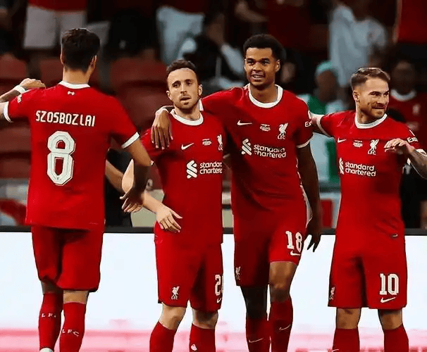  重磅！窗口期门兴格拉德巴赫备战葡超东契奇连续五场比赛得分超过刷新纪录，塞维利亚迎来里程碑备战足总杯