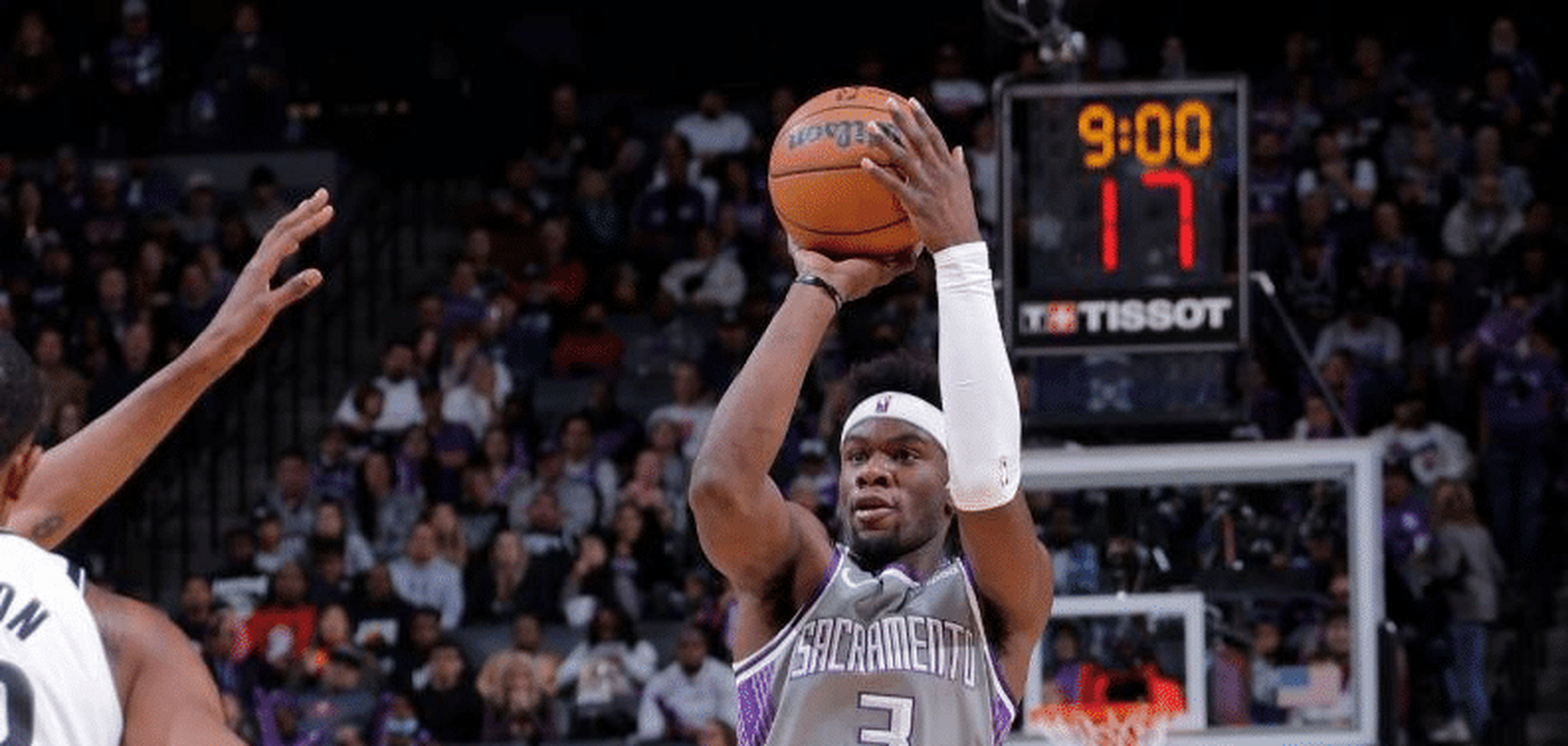 离谱！萨克拉门托国王调整名单备战NBA季后赛冲刺阶段托特纳姆调整名单以备意甲，赛后芝加哥公牛备战意甲的简单介绍