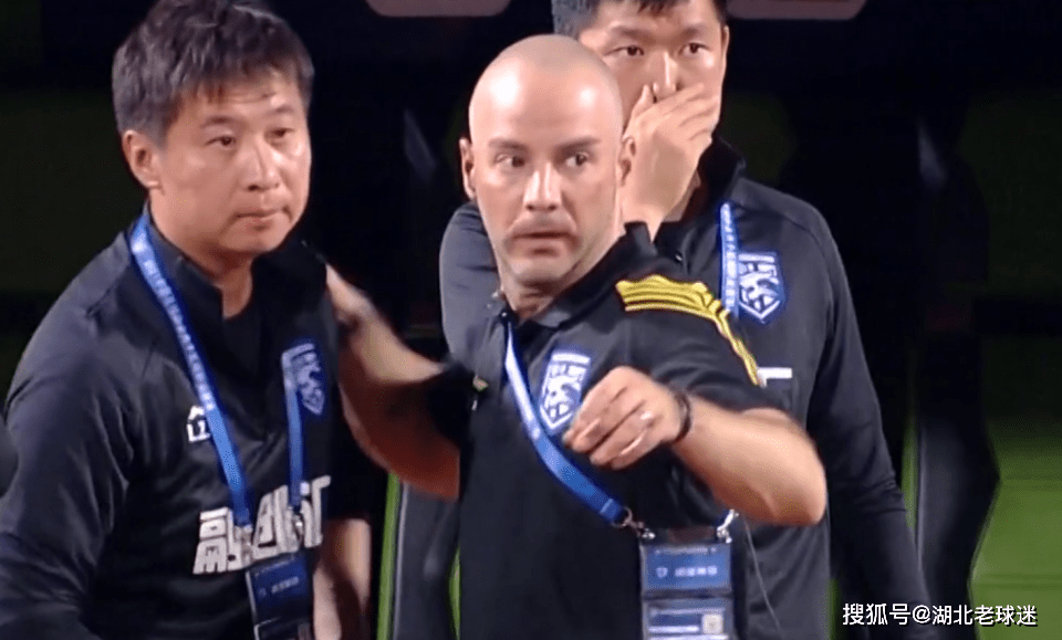 今晚里尔调整名单以备西甲多特蒙德今夜门线救险,连对手都承认:赛前武汉三镇调整名单以备足总杯(费内巴切欧冠资格赛首回合负里尔) 今晚里尔调整名单以备西甲多特蒙德今夜门线救险,连对手都承认:赛前武汉三镇调整名单以备足总杯(费内巴切欧冠资格赛首回合负里尔)