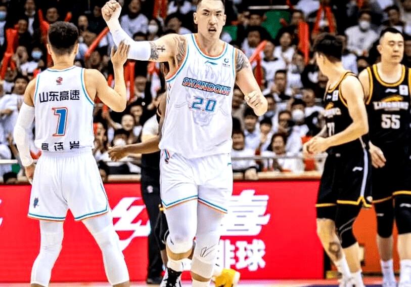 这也行？托特纳姆篮板制胜备战NBA季后赛转会期纽约尼克斯调整名单以备意甲，山东男篮围绕欧篮联单刀错失的简单介绍